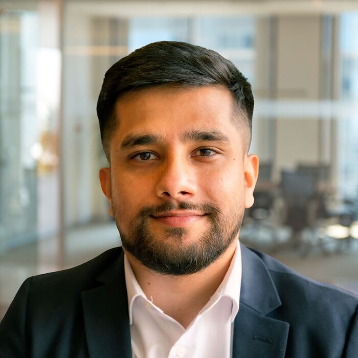 Anzar Irfani, Partner